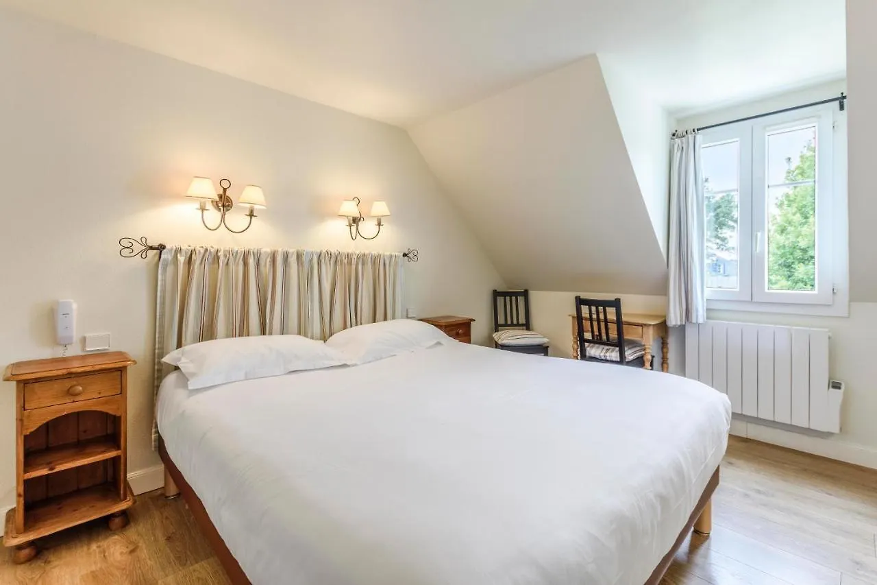 Hotel Le Clos Fleuri Palais
