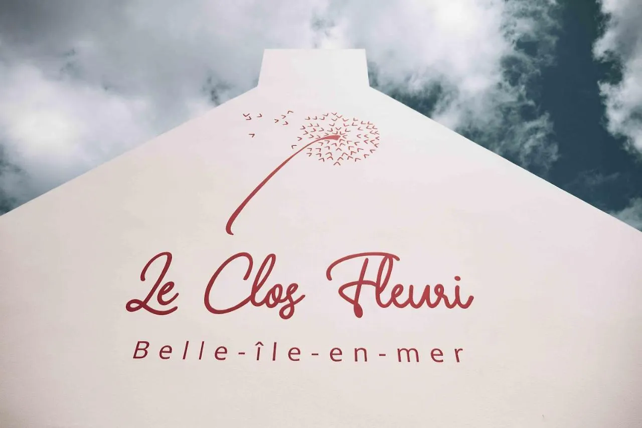 Hotel Le Clos Fleuri Palais 3*,  França