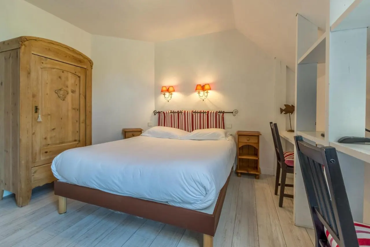 Hotel Le Clos Fleuri Palais